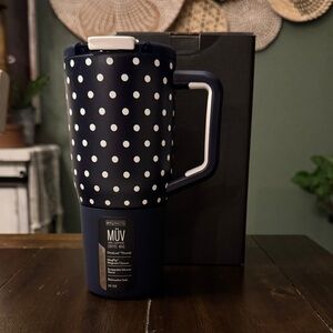 BrüMate Müv - 25oz in Navy Polka Dots! New!